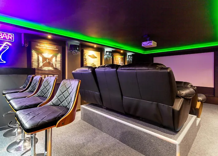 Housecube, Bar , Prywatne Kino, Bilard , Luxus Вилла