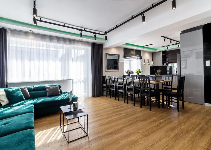 Housecube, Bar , Prywatne Kino, Bilard , Luxus Вроцлав