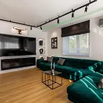 Housecube, Bar , Prywatne Kino, Bilard , Luxus Villa *