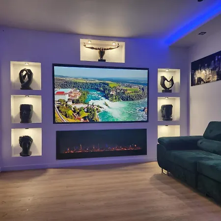 Housecube, Bar , Prywatne Kino, Bilard , Luxus ヴィラ ヴロツワフ