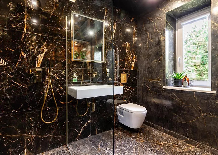 Willa Housecube, Bar , Prywatne Kino, Bilard , Luxus Wrocław